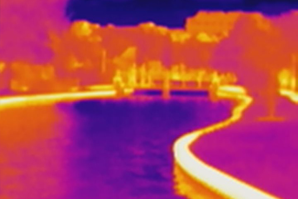 Montreal Pond Thermal by zach surp